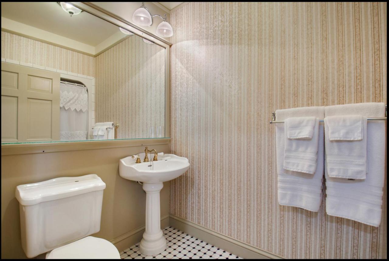 Carnegie Hall Boutique Hotel Ladysmith Екстер'єр фото